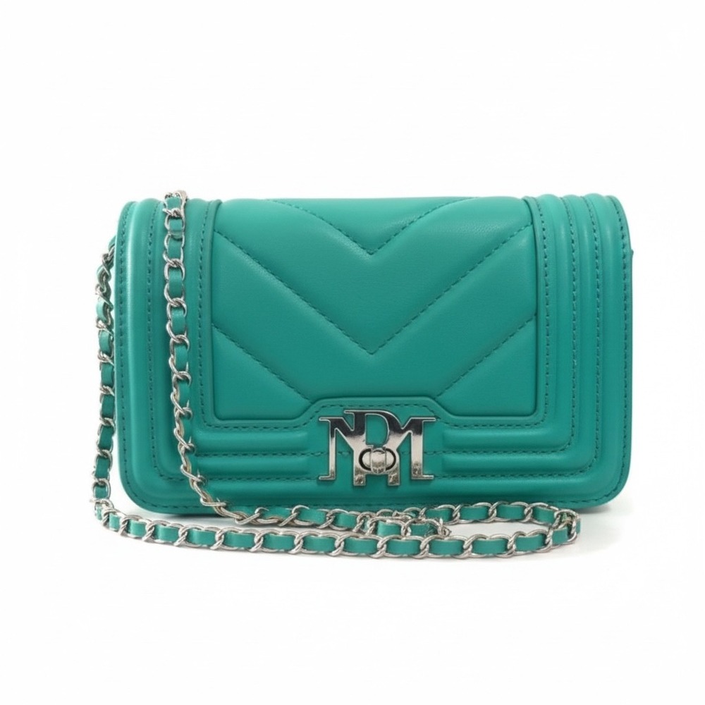 NWT BADGLEY MISCHKA TEAL Quilted Designer Women's‎ Bag Purse